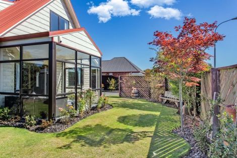 Photo of property in 5 Sheraton Place, Redwood, Christchurch, 8051