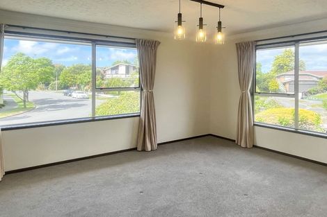 Photo of property in 14 Camberwell Place, Avonhead, Christchurch, 8042