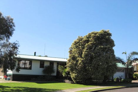 Photo of property in 15 The Glebe, Coastlands, Whakatane, 3120