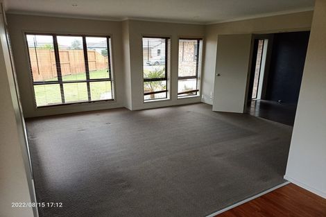 Photo of property in 25 Whitford Place, Rototuna North, Hamilton, 3210