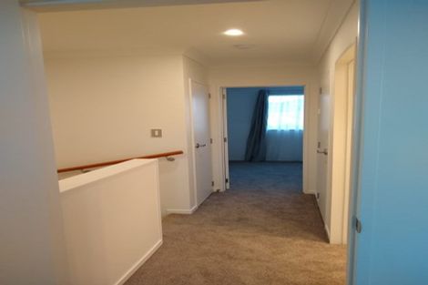 Photo of property in 35 Sun Orchid Avenue, Wiri, Auckland, 2104