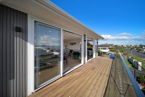 Photo of property in 26b Waller Avenue, Bucklands Beach, Auckland, 2012