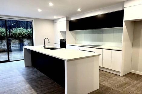 Photo of property in 22a Dallinghoe Crescent, Milford, Auckland, 0620