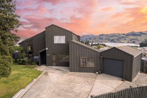 Photo of property in 1 Magnetic Street, Port Chalmers, 9023