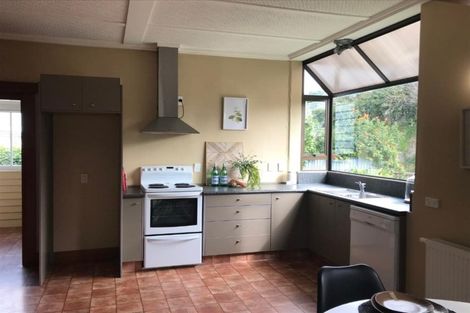 Photo of property in 107 Belt Road, New Plymouth, 4310