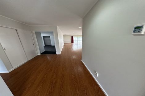 Photo of property in 5 Ian Jones Court, Flat Bush, Auckland, 2019