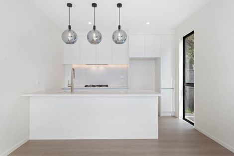 Photo of property in 78a Seaview Road, Glenfield, Auckland, 0629