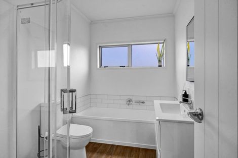 Photo of property in 5a Hinz Lane, Bell Block, New Plymouth, 4312