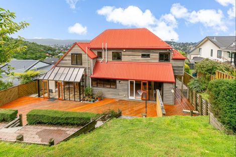 Photo of property in 20 Satara Crescent, Khandallah, Wellington, 6035