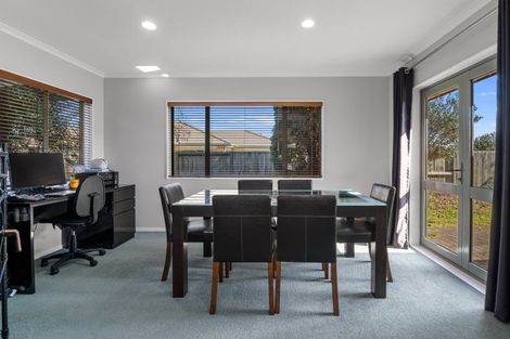 Photo of property in 8 Elmbridge Place, Owhata, Rotorua, 3010