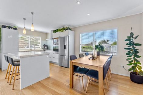 Photo of property in 3a Bannings Way, Hobsonville, Auckland, 0618