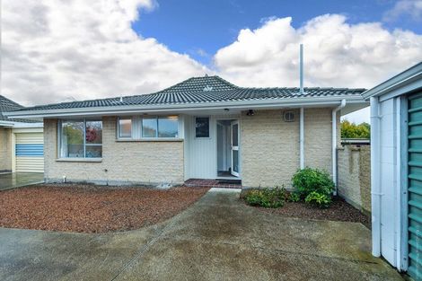 Photo of property in 16b Broadfell Avenue, Avonhead, Christchurch, 8042