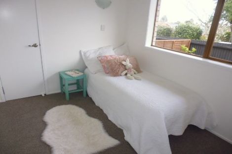 Photo of property in 2/95 Beach Road, Pahurehure, Papakura, 2113