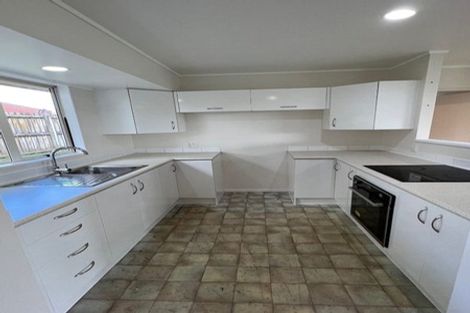 Photo of property in 26 Robin Brooke Drive, Flat Bush, Auckland, 2019