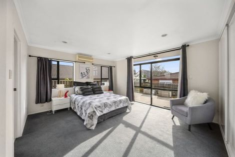 Photo of property in 12 Botanic View, Manurewa, Auckland, 2105