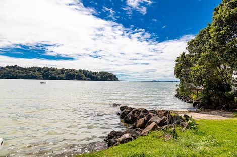 Photo of property in 193 Victory Road, Laingholm, Auckland, 0604