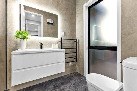 Photo of property in 12 Cutfield Lane, Kumeu, 0810