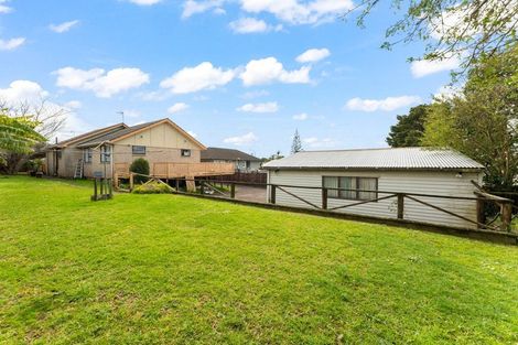 Photo of property in 36 Barrys Road, Glendene, Auckland, 0602