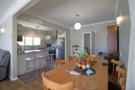 Photo of property in 4 Bell Street, Tawa, Wellington, 5028