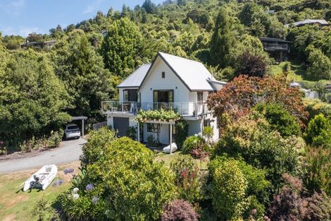 Photo of property in 1 Okiwa Place, Anakiwa, Picton, 7281