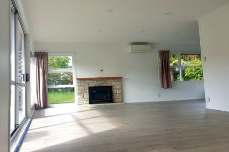 Photo of property in 60 Lynden Avenue, Hillcrest, Auckland, 0627