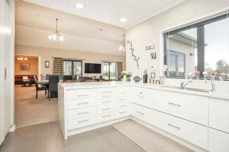 Photo of property in 41 Arcadia Place, Seaward Bush, Invercargill, 9812