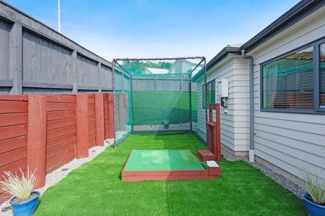 Photo of property in 58 Staithes Drive North, Whitby, Porirua, 5024