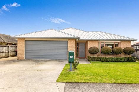 Photo of property in 47 Cholmondeley Crescent, Whitianga, 3510