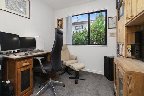 Photo of property in 4 Brownlee Place, Pukekohe, 2120