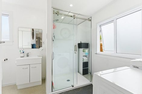 Photo of property in 52 Parsons Street, Saint Johns Hill, Whanganui, 4501