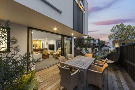 Photo of property in 1/10 Bishop Street, St Albans, Christchurch, 8014