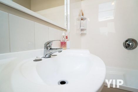 Photo of property in 4/40 Clifford Road, Johnsonville, Wellington, 6037