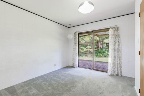 Photo of property in 21 Oscar Road, Greenhithe, Auckland, 0632