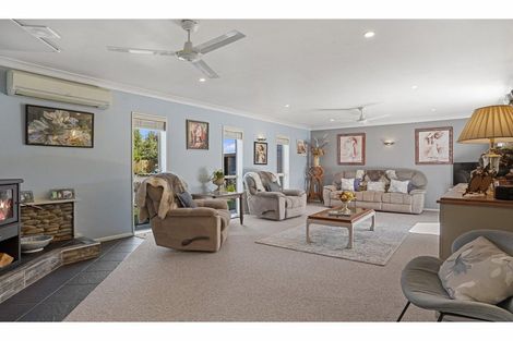 Photo of property in 8 Gerald Beattie Lane, Rangiora, 7400