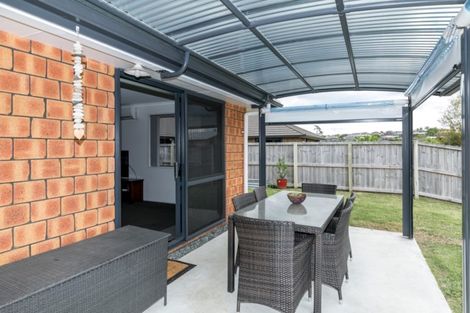 Photo of property in 25 Max Landing, Grandview Heights, Hamilton, 3200