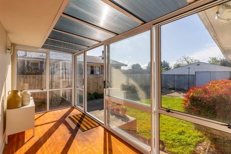 Photo of property in 21 Norrie Street, Redwood, Christchurch, 8051