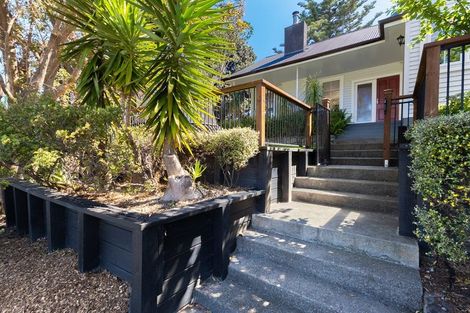 Photo of property in 1 Rosetta Road, Raumati South, Paraparaumu, 5032
