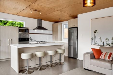 Photo of property in 14a Arawa Street, Welbourn, New Plymouth, 4312