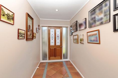 Photo of property in 127b Parrs Cross Road, Glen Eden, Auckland, 0612