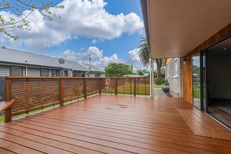 Photo of property in 2a Pollen Street, Woodville, 4920