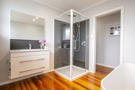 Photo of property in 14 Fergusson Street, Solway, Masterton, 5810