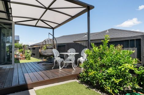 Photo of property in 69 Puhirake Crescent, Pyes Pa, Tauranga, 3112