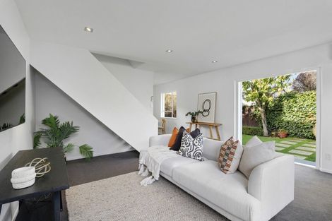 Photo of property in 2/38 Clare Road, St Albans, Christchurch, 8014