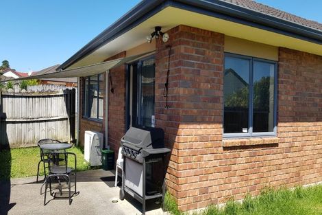 Photo of property in 26 Carisbrook Crescent, Papakura, 2110