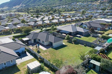 Photo of property in 23 Waipunahau Road, Waikanae, 5036