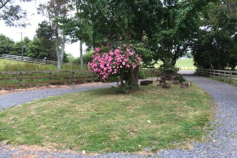 Photo of property in 152 Walton Road, Richmond Downs, Walton, 3475