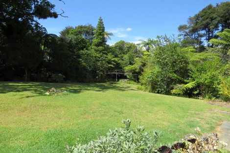 Photo of property in 30 Driving Creek Road, Coromandel, 3506