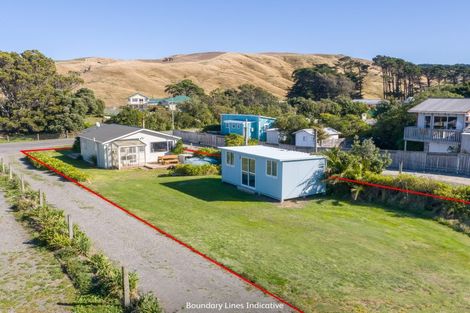 Photo of property in 17 Jetty Road, Castlepoint, Tinui, 5889