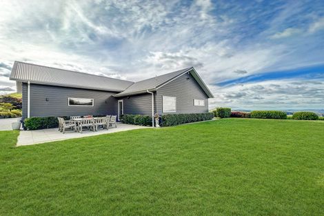 Photo of property in 97 Highland Drive, Acacia Bay, Taupo, 3385