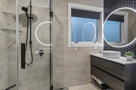 Photo of property in 72 Tilford Street, Woolston, Christchurch, 8062